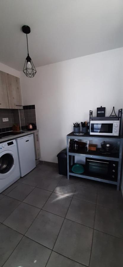 Jolie Maisonnette A Proximite De Toutes Commodites Saintes-Maries-de-la-Mer Buitenkant foto